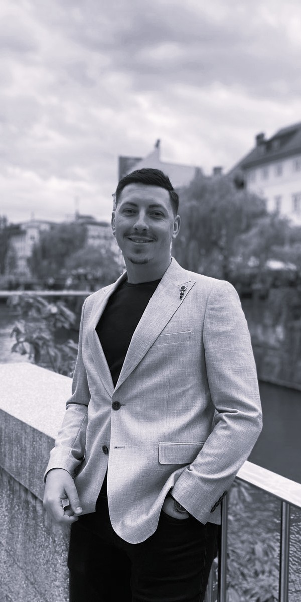 Nikola Gjorgoski, Interiördesigner & Grundare